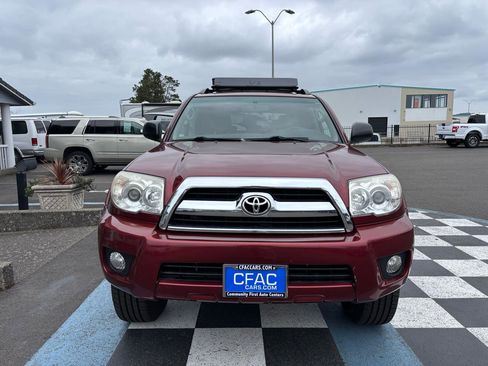 Used 2006 Toyota 4Runner SR5 AWD/4WD image 8