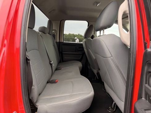 Used 2014 RAM 1500 Express RWD image 24