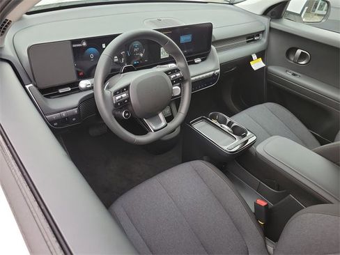 New 2026 Hyundai Ioniq 5 SE image 6