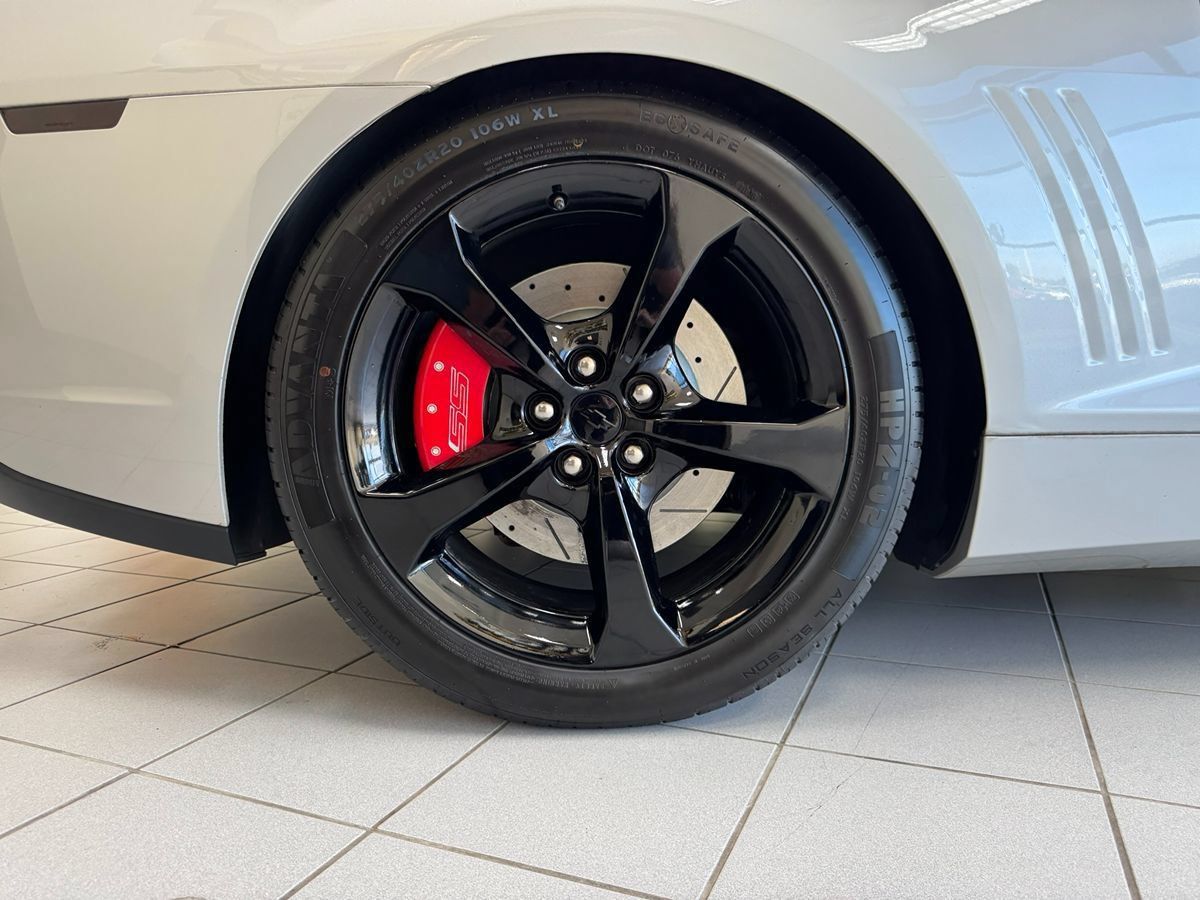 Used 2014 Chevrolet Camaro SS w/ RS Package RWD image 61