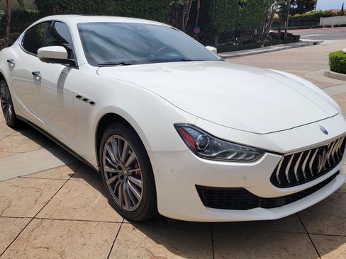 Used 2019 Maserati Ghibli RWD image 9