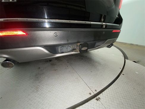 Used 2020 Ford Explorer Limited w/ Class III Trailer Tow Package image 30