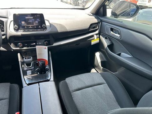 New 2026 Nissan Rogue SV FWD image 12
