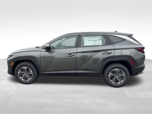New 2026 Hyundai Tucson Blue SE AWD/4WD image 2