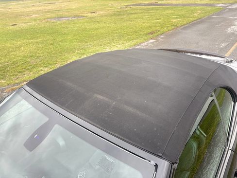 Used 2010 BMW M6 Convertible image 4