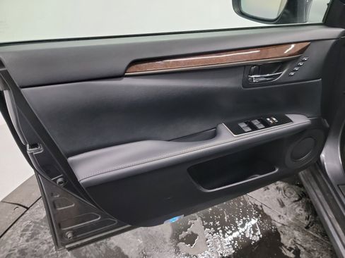 Used 2016 Lexus ES 350 image 13