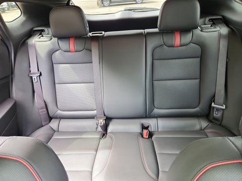 Used 2024 Chevrolet Trax RS w/ Sunroof Package image 37