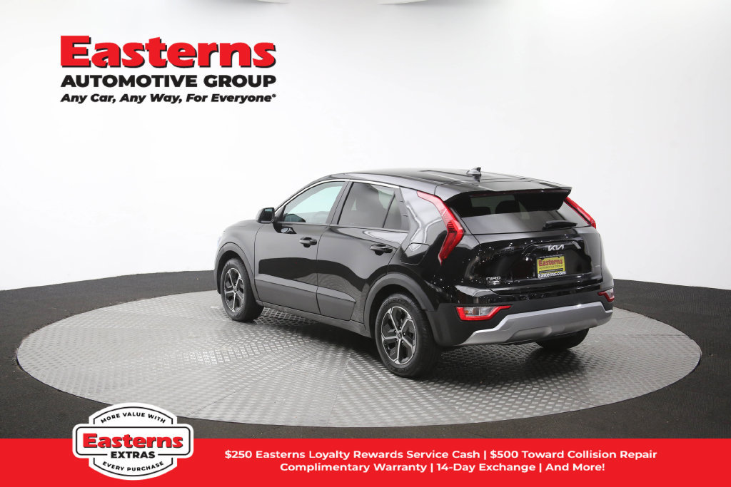 Used 2025 Kia Niro LX FWD image 63