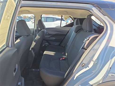 Certified 2023 Nissan Kicks SV image 16