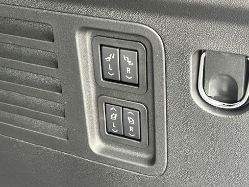 New 2026 Buick Enclave Preferred w/ Power Package image 38