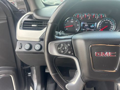 Used 2019 GMC Yukon SLT w/ Premium Edition AWD/4WD image 11