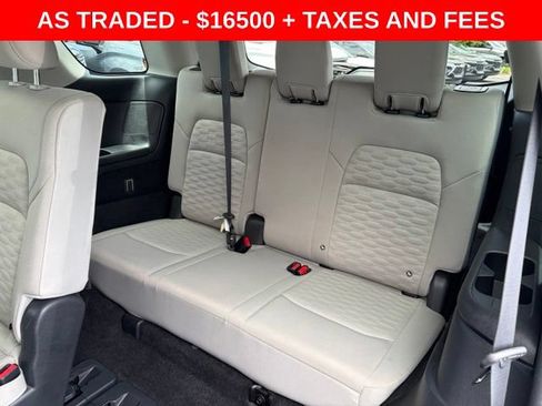 Used 2022 Nissan Pathfinder SV FWD image 16