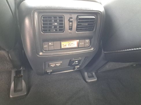 Used 2017 Nissan Pathfinder SL w/ SL Tech Package image 14