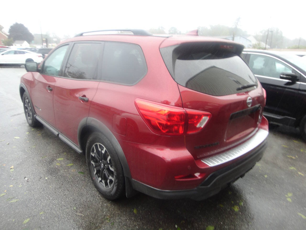Used 2020 Nissan Pathfinder SL AWD/4WD image 6