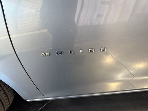 Used 2024 Chevrolet Malibu LT FWD image 10