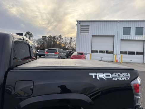 Certified 2023 Toyota Tacoma TRD Sport image 14