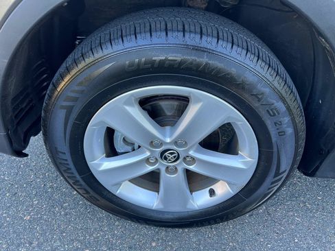 Used 2015 Toyota RAV4 XLE AWD/4WD image 31