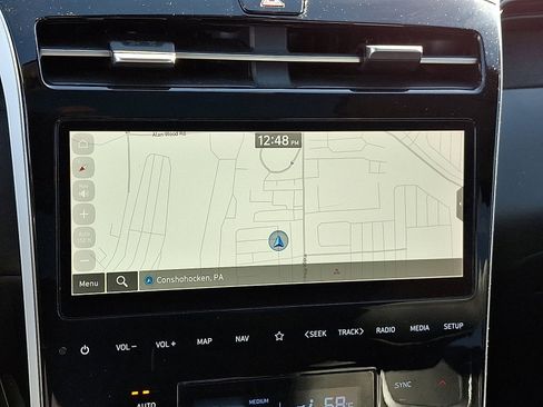 Used 2024 Hyundai Tucson Limited image 17