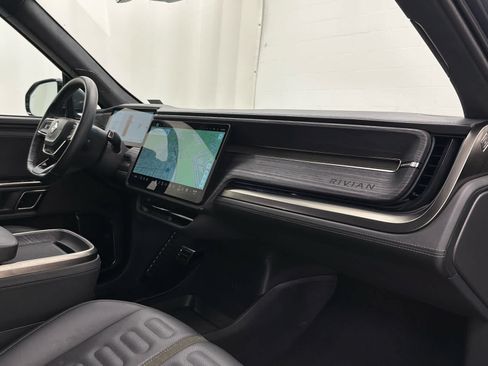 Used 2023 Rivian R1T Adventure AWD/4WD image 17
