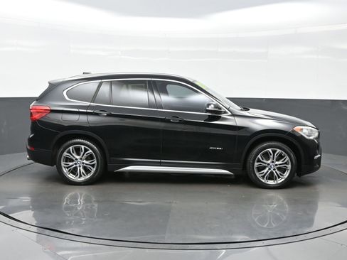 Used 2017 BMW X1 xDrive28i image 7
