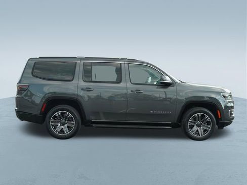 Used 2024 Jeep Wagoneer 4WD w/ Premium Group I image 10