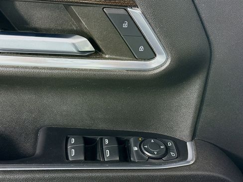 Used 2023 Chevrolet Silverado 1500 LT image 23