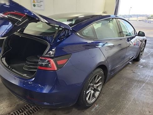 Used 2023 Tesla Model 3 Standard Range RWD image 4
