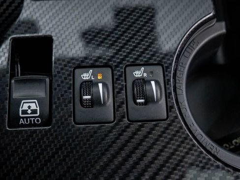 Used 2022 Toyota 4Runner TRD Off-Road Premium image 27