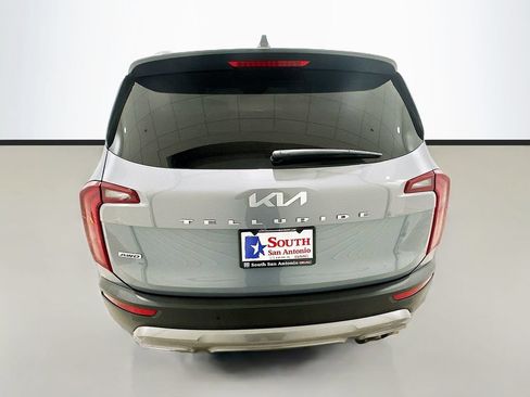 Used 2022 Kia Telluride S AWD/4WD image 6