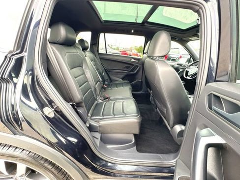 Used 2019 Volkswagen Tiguan SEL Premium R-Line AWD/4WD image 28