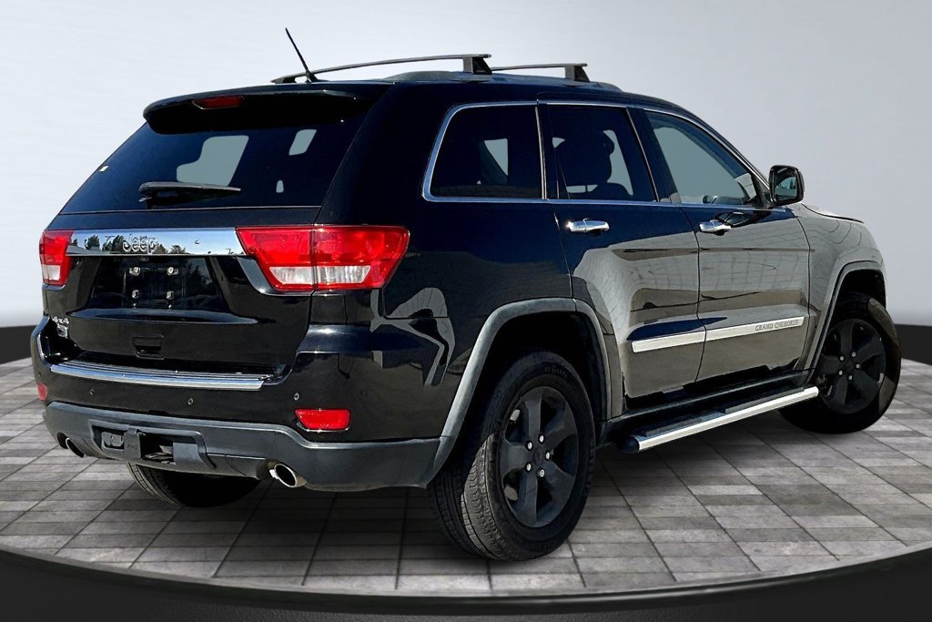 Used 2012 Jeep Grand Cherokee Overland Summit AWD/4WD image 13