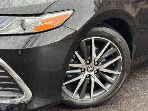 Used 2024 Toyota Camry XLE w/ Cold Weather Package image 29