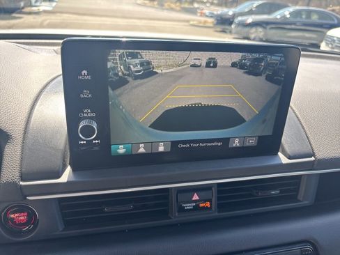 Used 2023 Honda Pilot Touring image 19