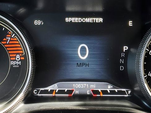 Used 2017 Jeep Cherokee Trailhawk w/ Cold Weather Group AWD/4WD image 22