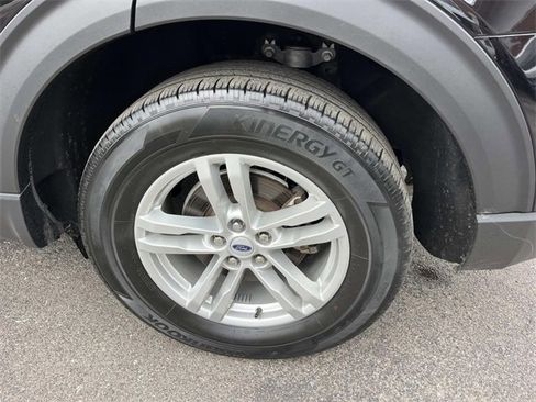 Used 2022 Ford Explorer XLT w/ Equipment Group 202A image 11