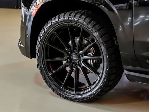 Used 2023 Cadillac Escalade Sport w/ LPO, ONYX Package AWD/4WD image 57