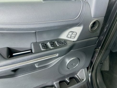 Used 2024 Ford Expedition Max XLT image 15