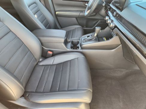 Used 2024 Honda CR-V EX-L image 17