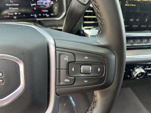 Used 2026 GMC Sierra 1500 SLT AWD/4WD image 23