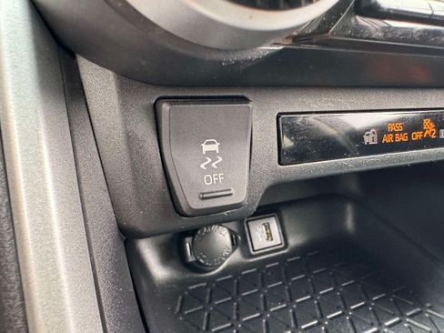 Certified 2024 Toyota RAV4 LE AWD/4WD image 27