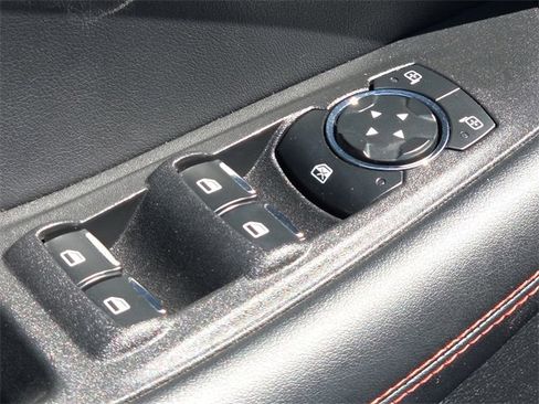 Certified 2024 Ford Edge ST-Line image 17