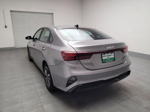 Used 2023 Kia Forte LXS image 6