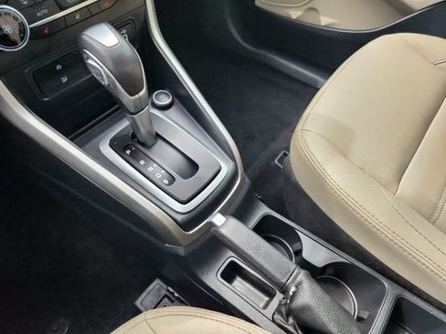 Used 2021 Ford EcoSport Titanium FWD image 19