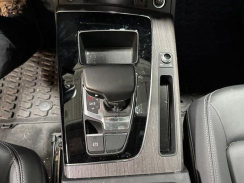Used 2023 Audi Q5 2.0T Premium w/ Convenience Package AWD/4WD image 20