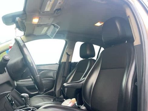 Used 2019 Buick Encore Preferred image 8