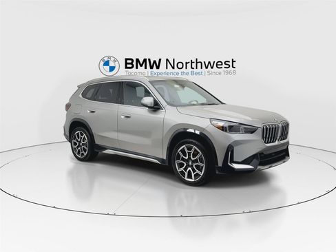 Used 2025 BMW X1 xDrive28i w/ Technology Package image 6