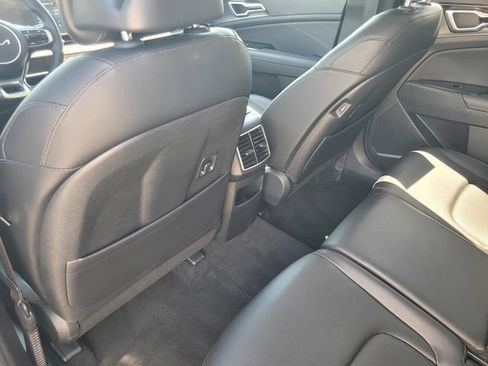 Used 2025 Kia Sportage EX AWD/4WD image 12