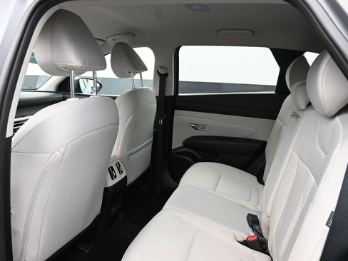 Certified 2025 Hyundai Tucson SEL FWD image 16