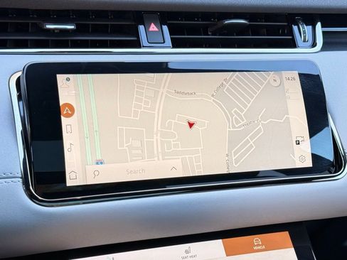 Used 2022 Land Rover Range Rover Evoque R-Dynamic SE image 15