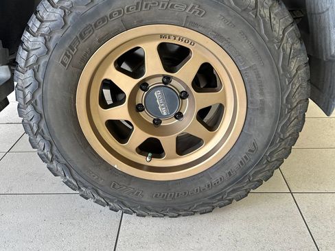 Used 2019 Toyota 4Runner TRD Off-Road AWD/4WD image 9